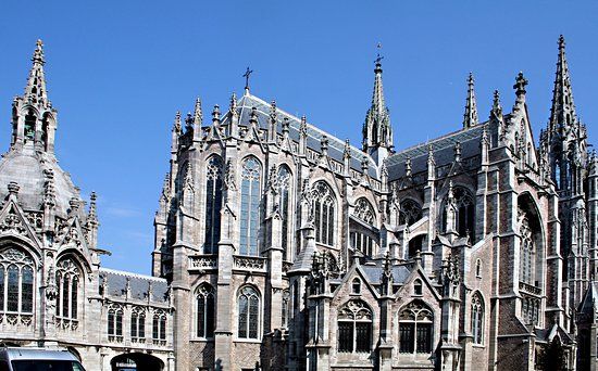 église Sint-Petrus-en-Paulus de Oostende
